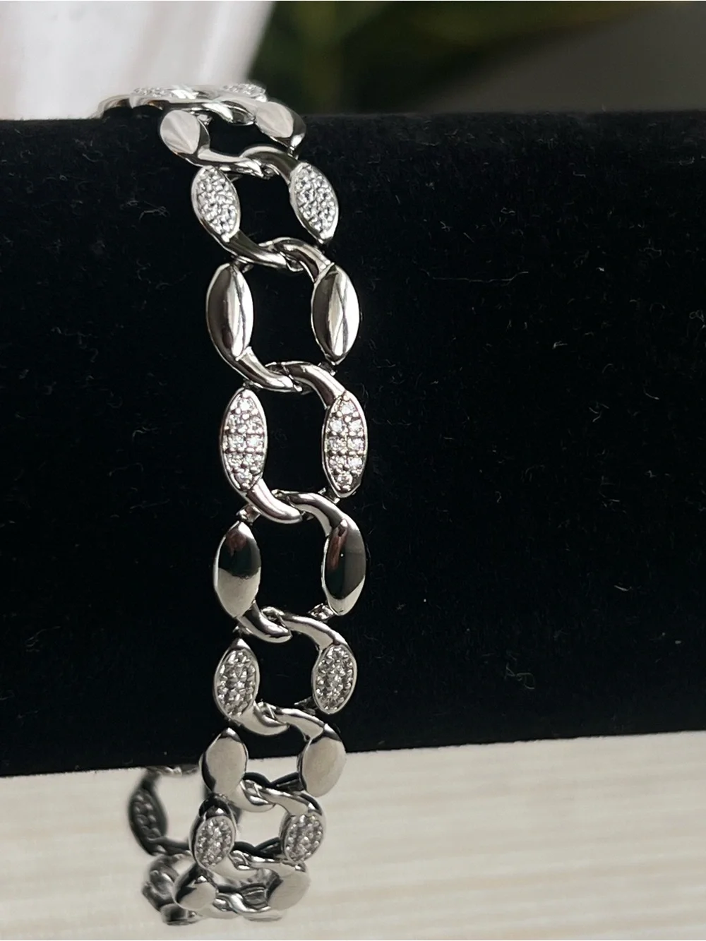 Flat Cuban link alternating plain Silver and pavé  chain Link Bracelet